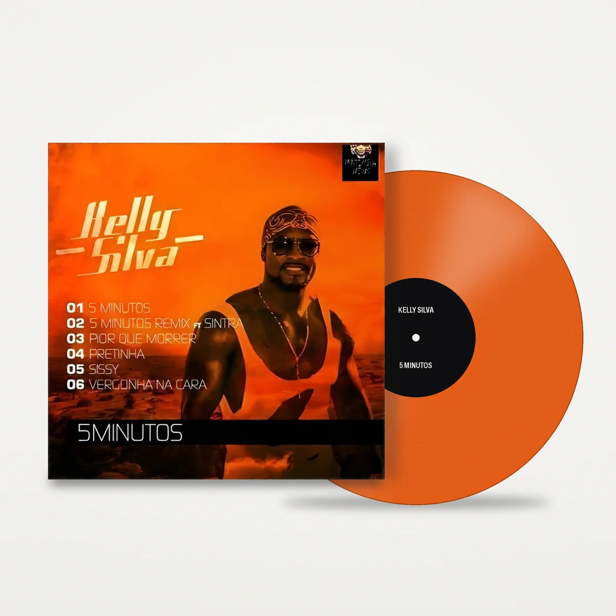 5 Minutos by Kelly Silva, sleeve and vinyl record