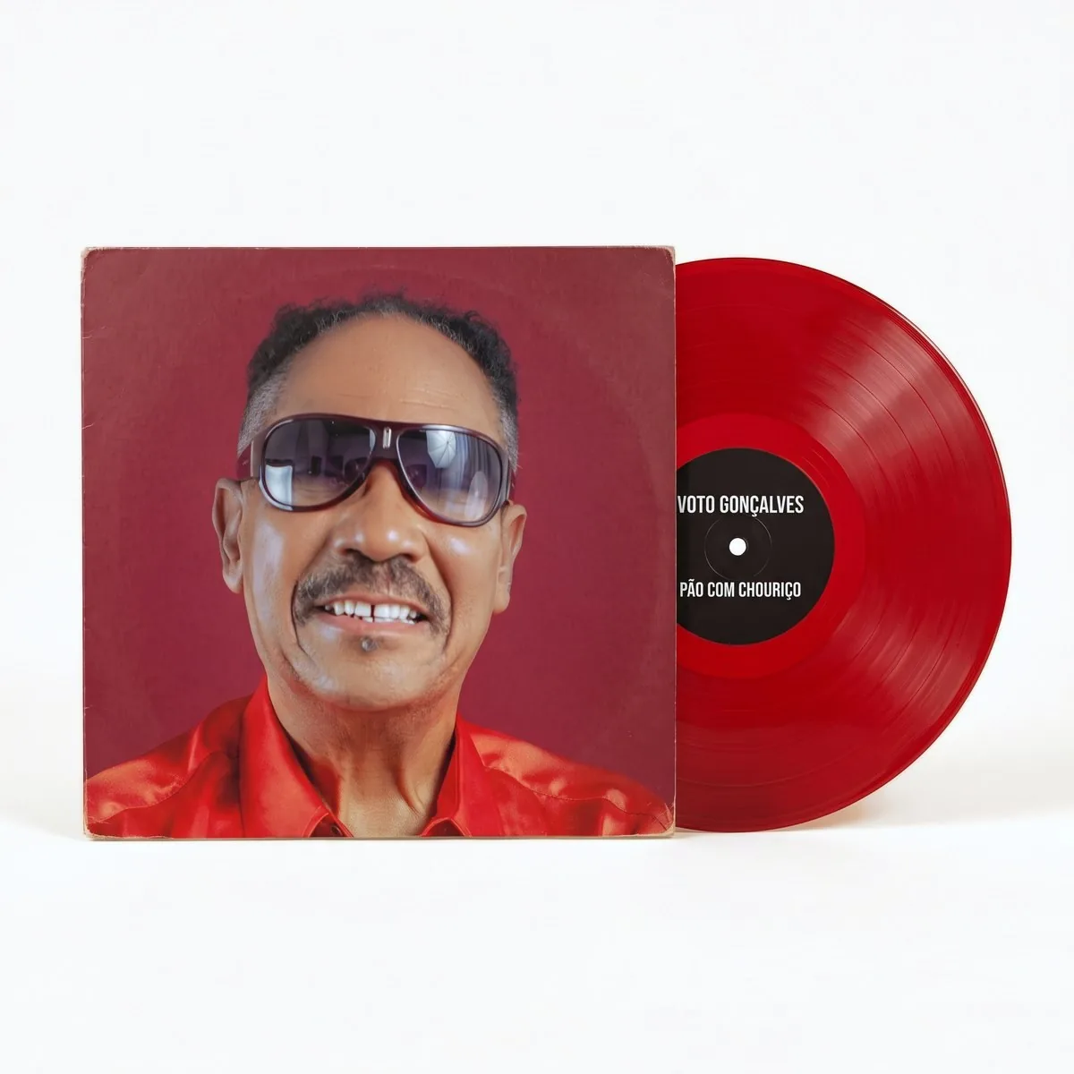 Pão Com Chouriço by Voto Gonçalves, sleeve and vinyl record